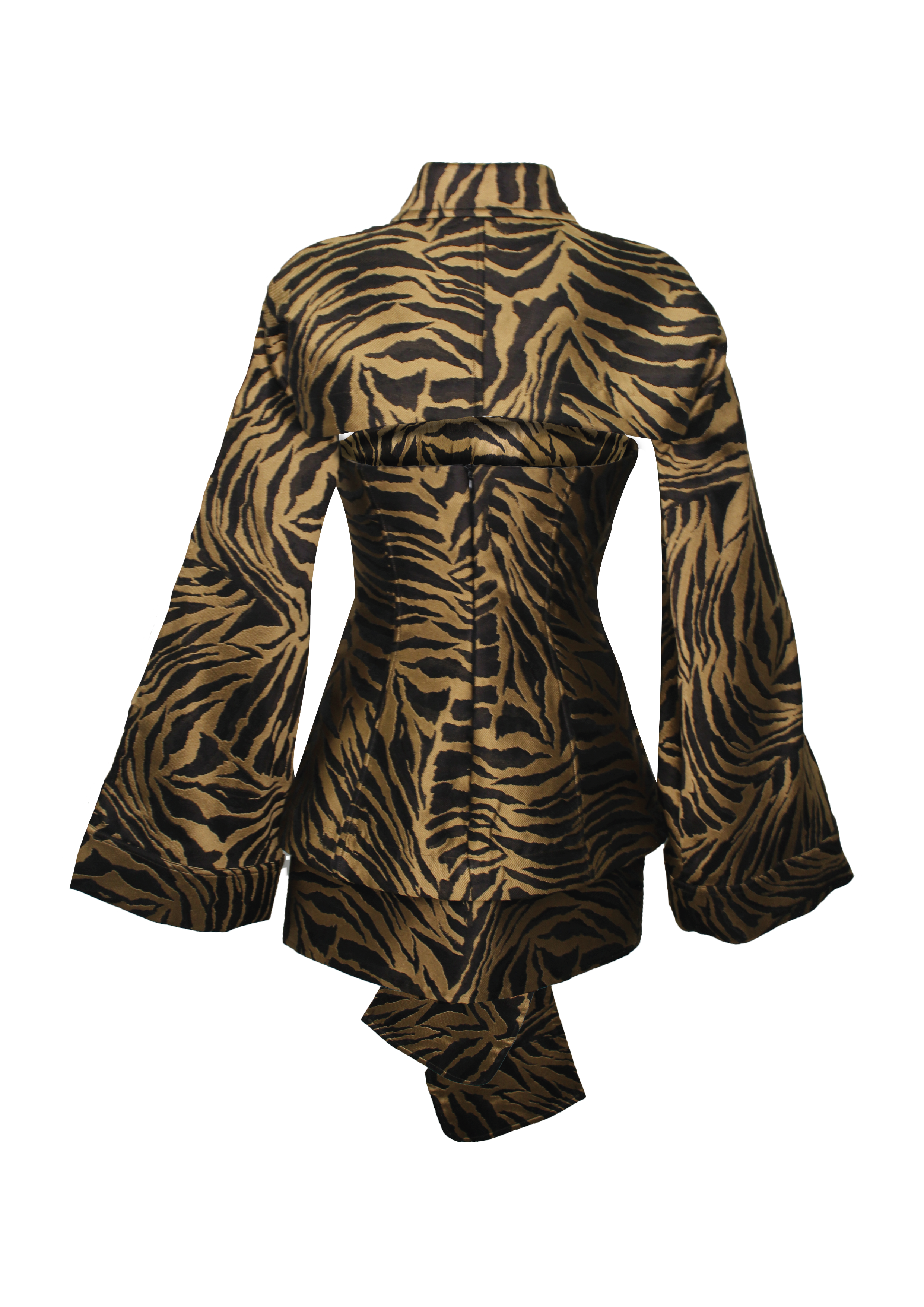 LCFW25W11-1C.png