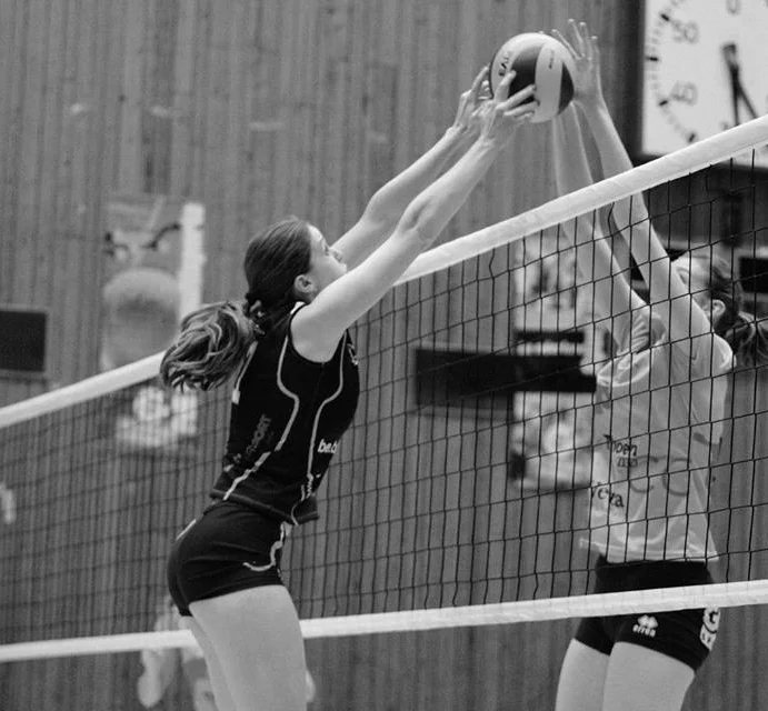 ONE Volleyball co-founder Jaki Ellis playing in Belgium