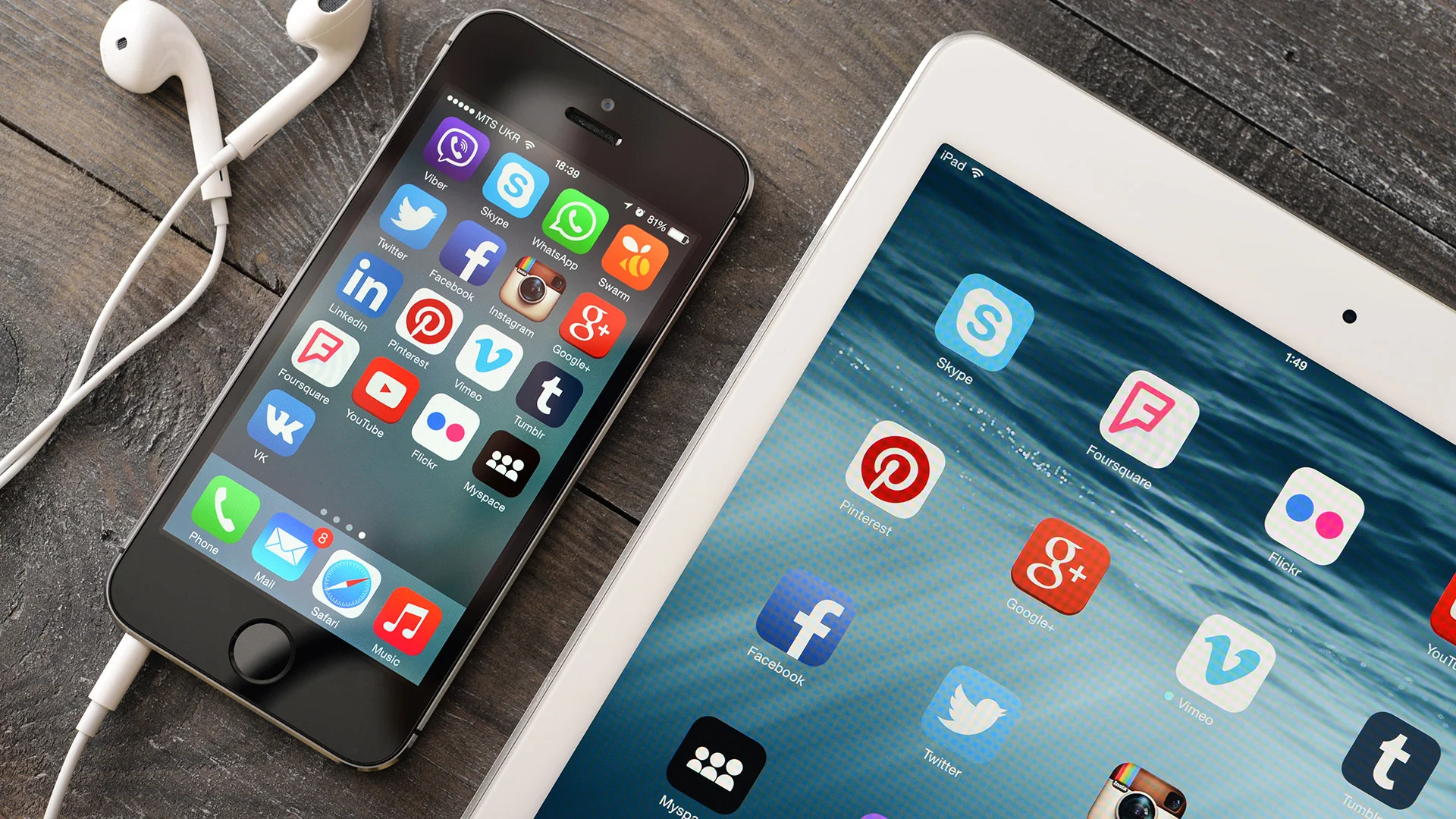 mobile-apps-social-media-ss-1920.jpg