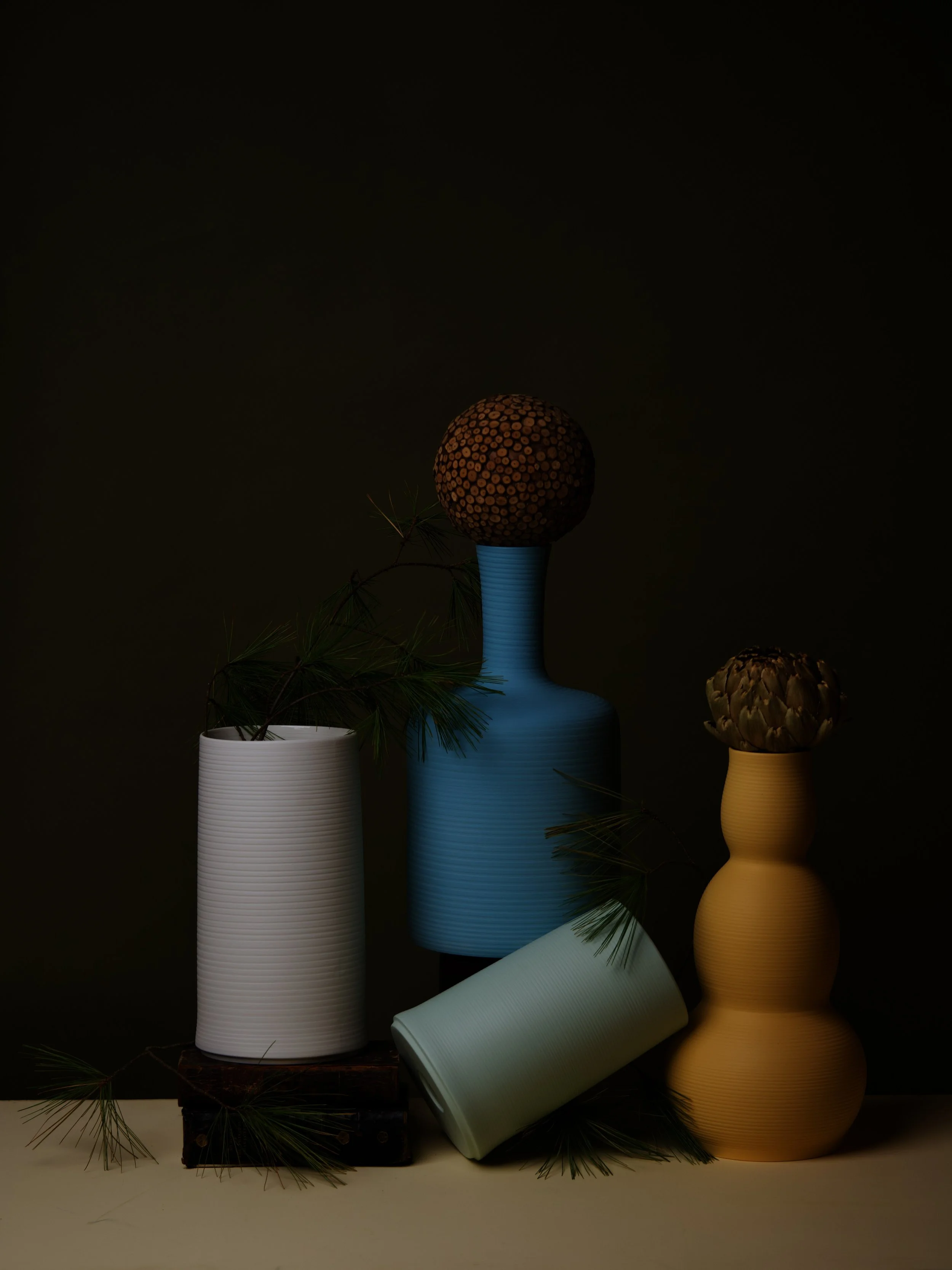 LARGE COLD MOUNTAIN VASE