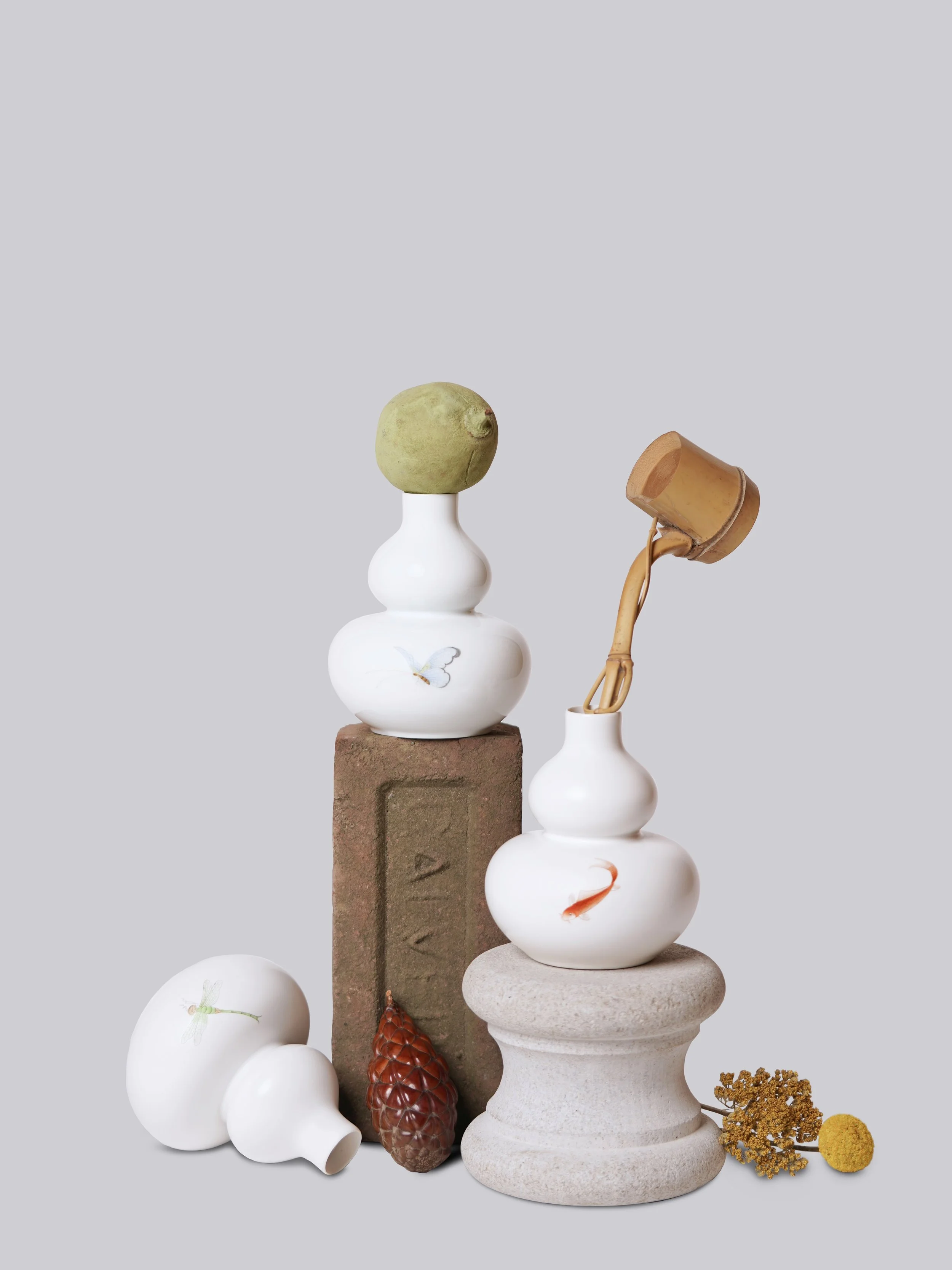 HAND PAINTED MINI VASE 4 (MV4HP)