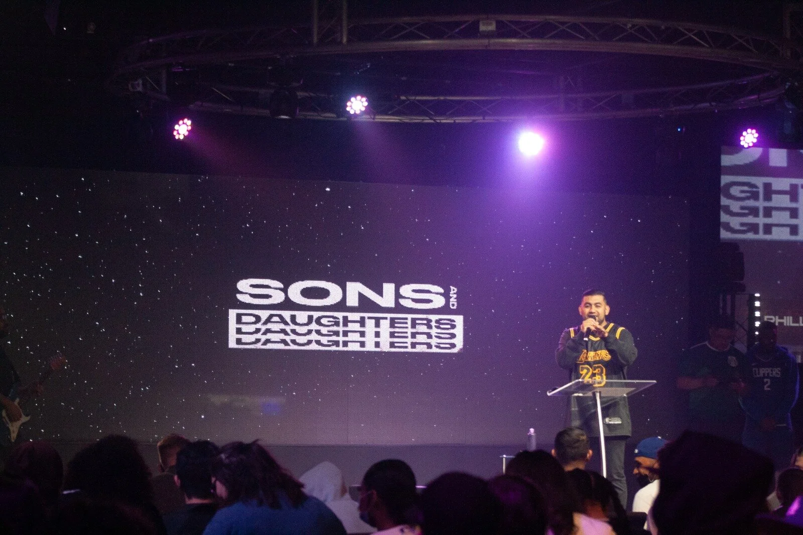 SONS &amp; DAUGHTERS LIVE
