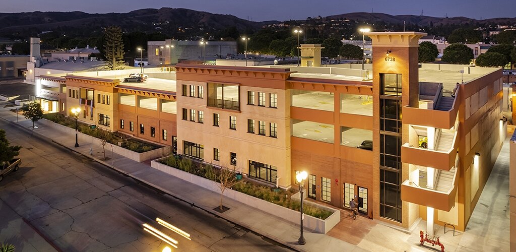 COMSTOCK PARKING STRUCTURE