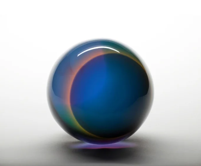 Helen Pashgian, Untitled, 1968-1969, cast polyester resin.