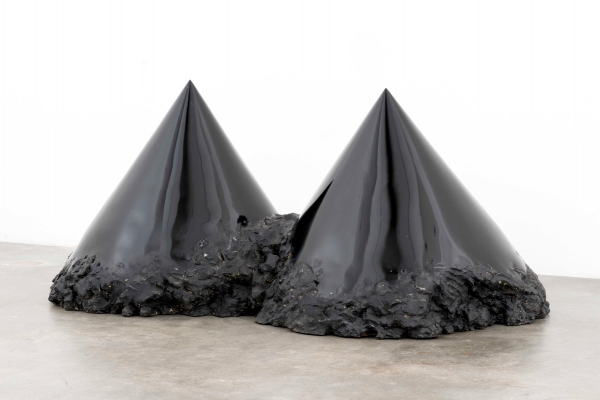Sekine Nobuo, Phase of Nothingness–Black No.1, 1977. Click here to visit image source.
