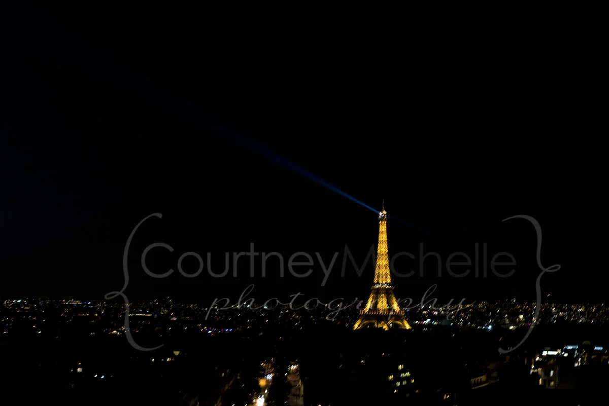 paris-eiffel-tower-at-night-from-arc-de-triomphe