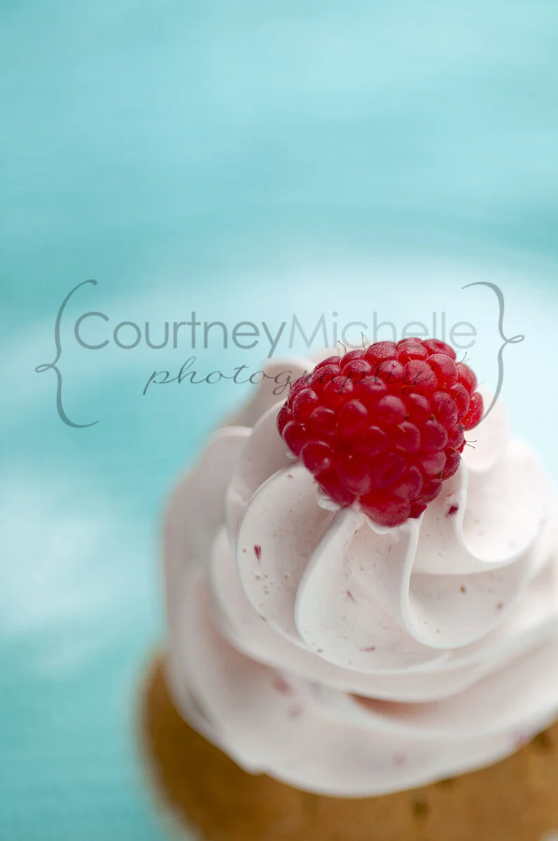 raspberry-vanilla-cupcake-COPYRIGHTCMP--4.jpg