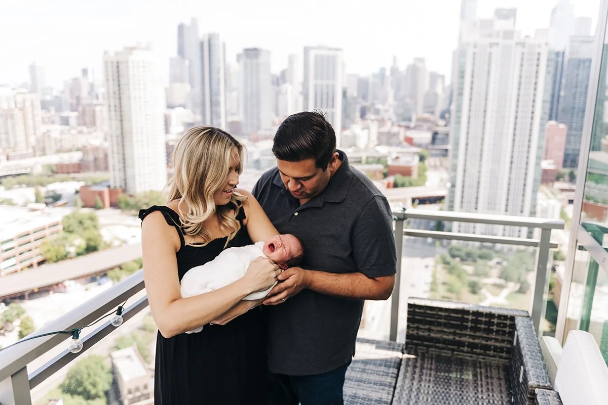 chicago-west-loop-newborn-photographer©COPYRIGHTCMP2021-20210821-2287-109.jpg