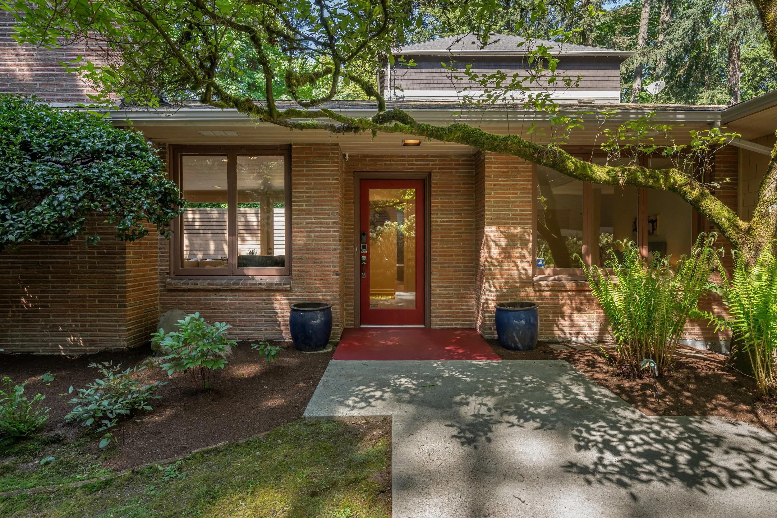 1207 NE 140th St_0008.jpg