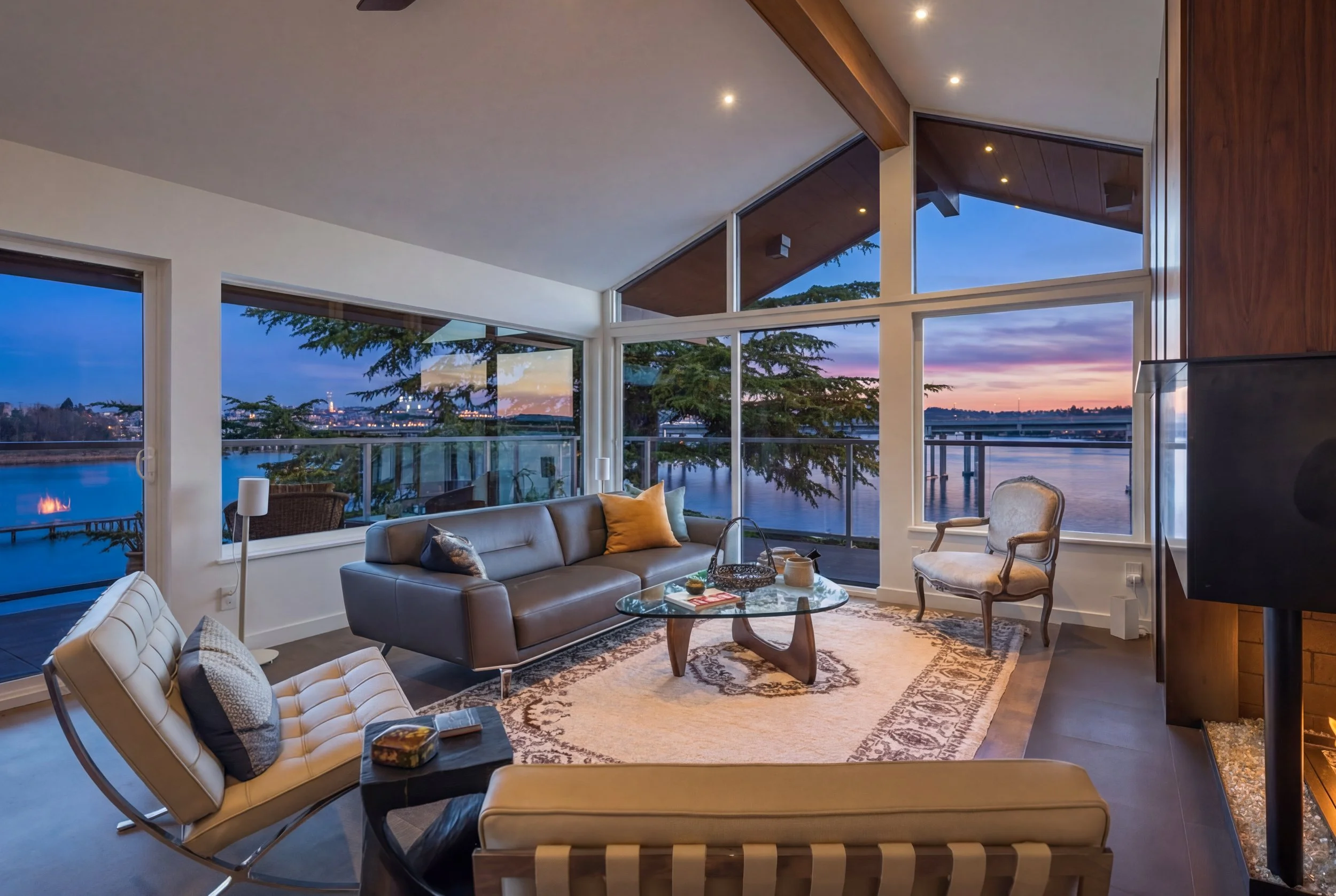 2501 Canterbury Ln E 410_0077.jpg