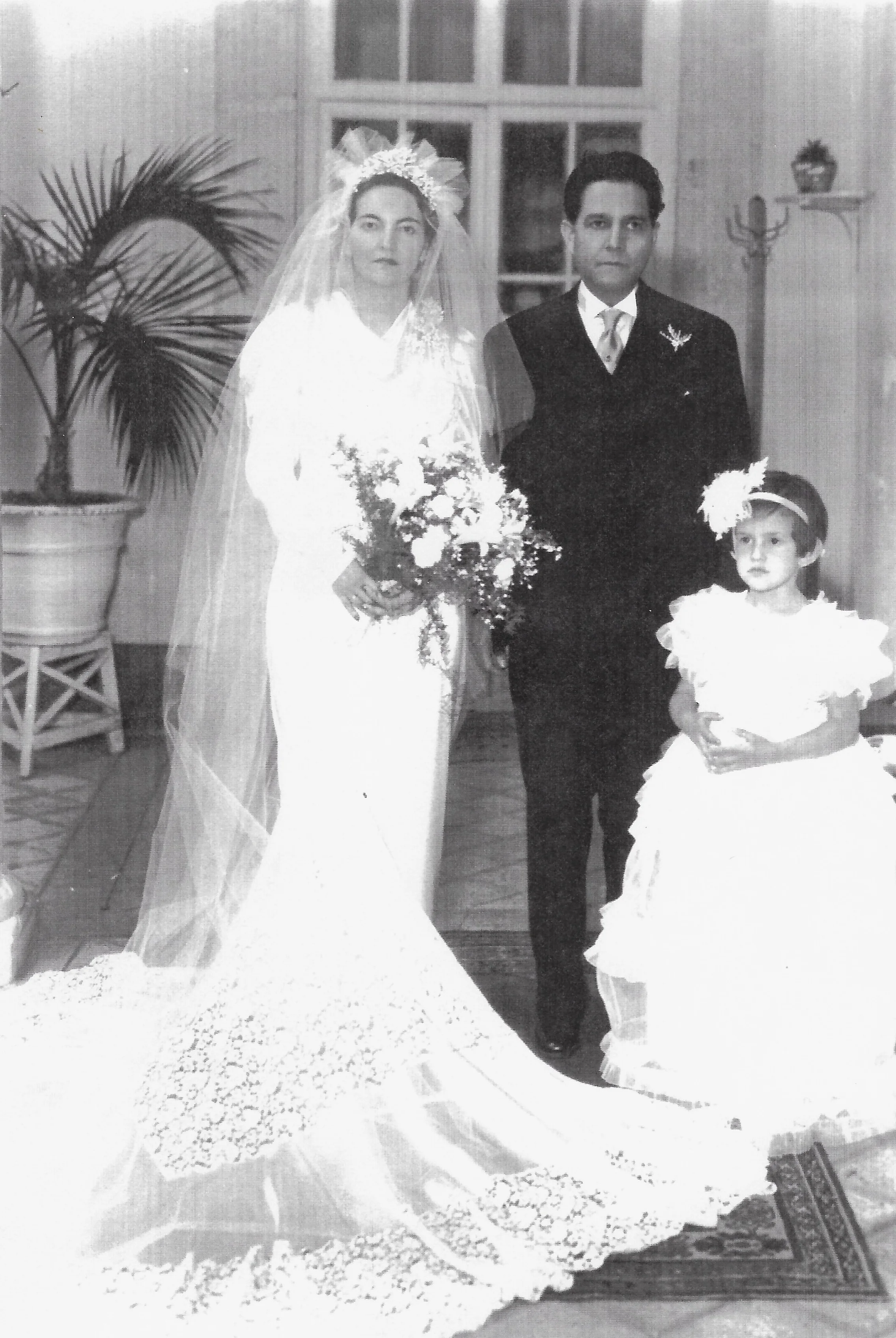 A wedding picture in the corridor of the patio