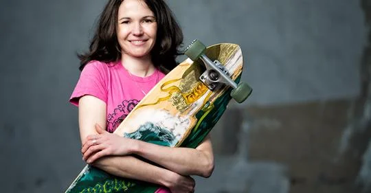 WHAT WOMEN IN BUSINESS CAN LEARN FROM GIRL SKATEBOARDERS