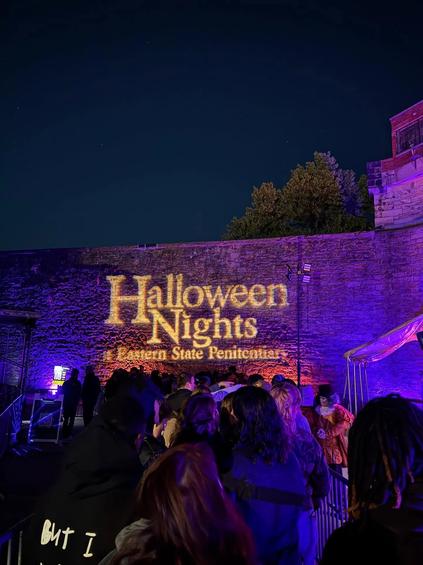 Not ready for Halloween to be over? Close out your halloween szn this Friday or Saturday at @halloweenatesp for the very last two nights of the year. 👻 Get one last Scare in before it&rsquo;s too late, link in bio for tickets!