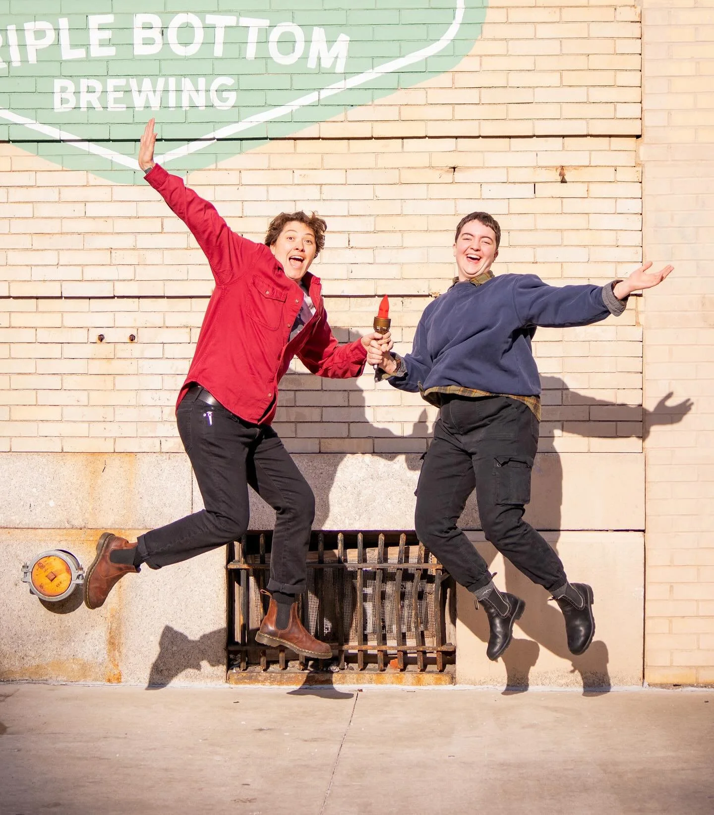 THE PASSING OF THE TORCH!&nbsp;🥺😍🥳

This week, we are bidding a sweet farewell to Leah, our beloved General Manager, as they embark on an exciting new journey as a film editor extraordinaire. Leah has left an indelible mark on Triple Bottom over t