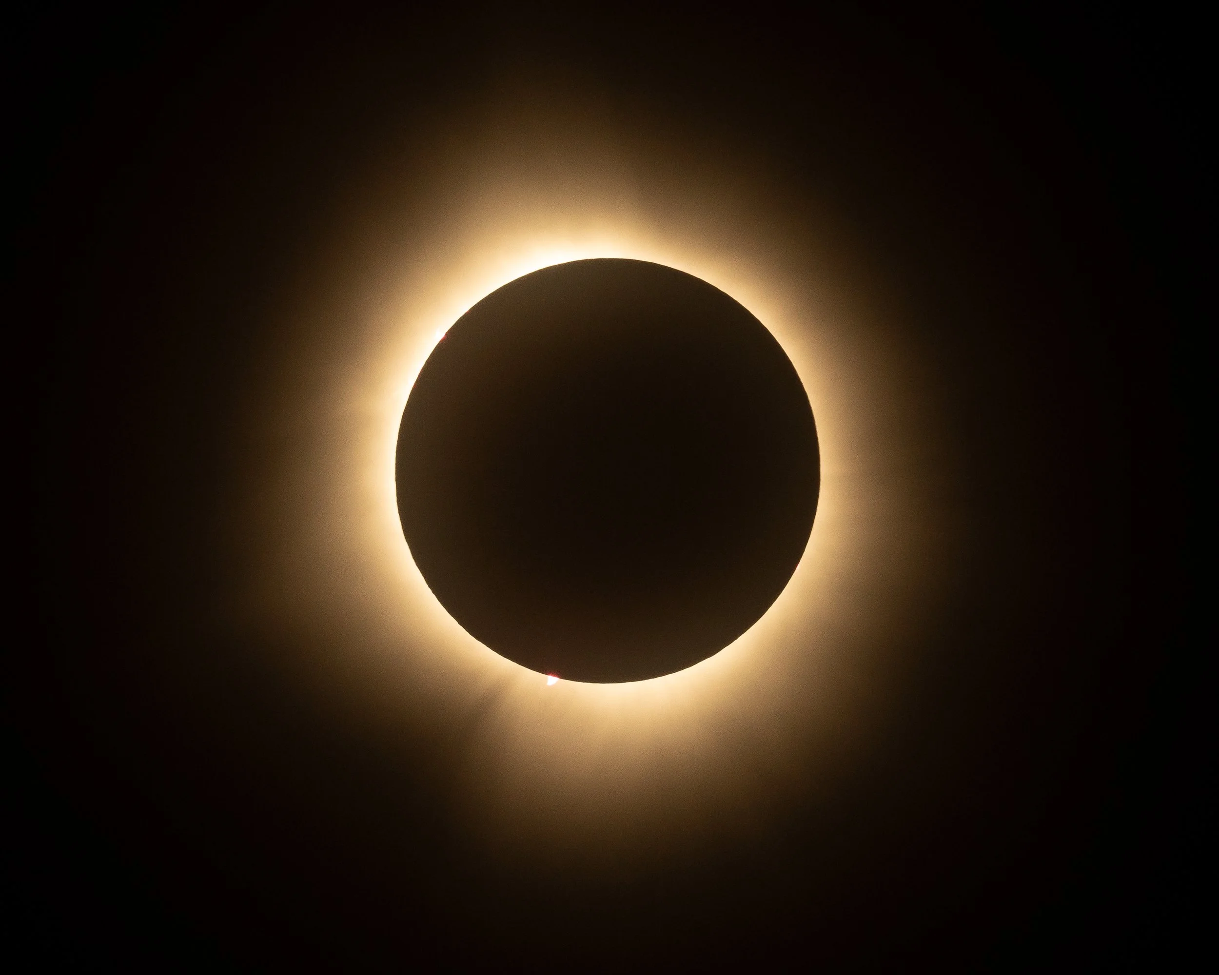 @RisingSunPhotog_TotalSolarEclipse2024_20.jpg