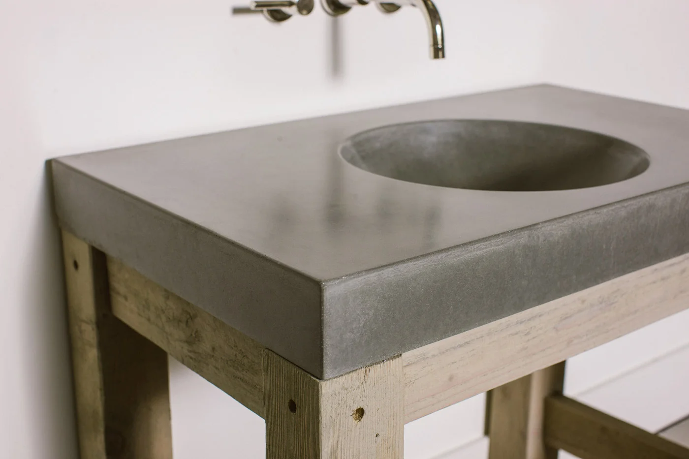 products-sinks-orb-bowl-concrete-sink-slot-drain-designer-interior-bathroom-bath-by-concrete-wave-design-3.jpg