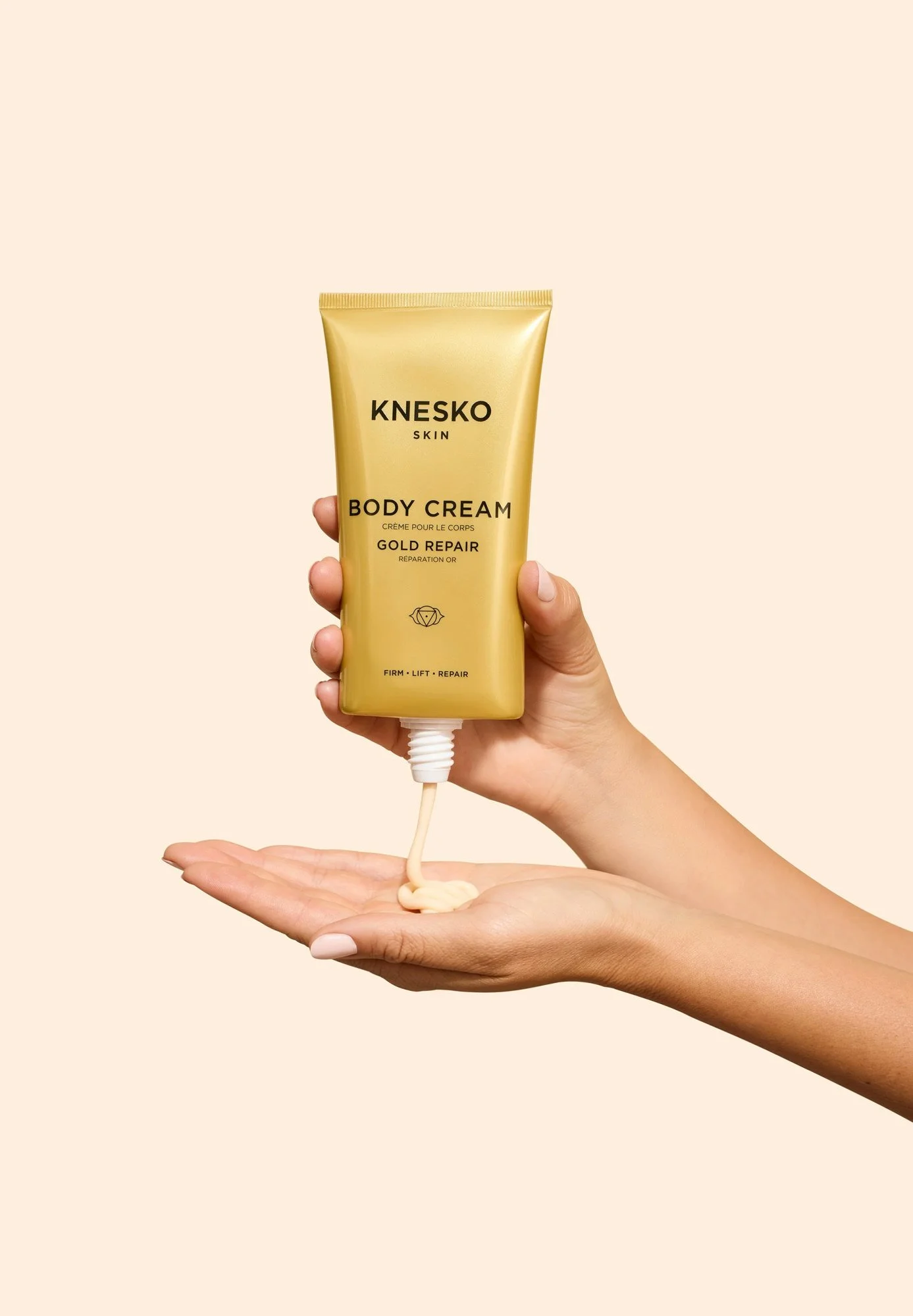 gold-body-cream-hand-application.jpg