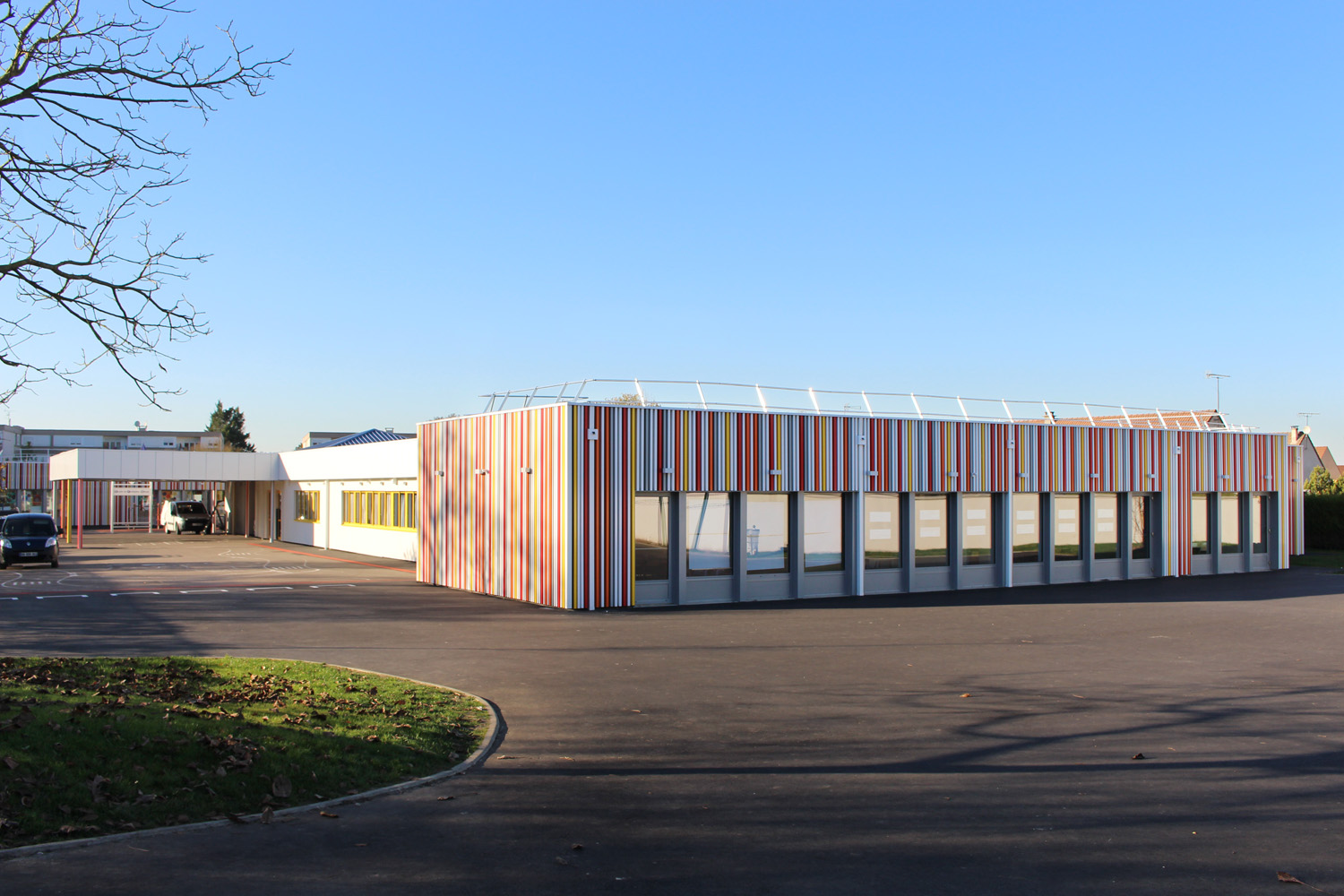 Atelier Prevost, architectes - extension de l'ecole la Fontaine Bleue a Beaumont sur Oise