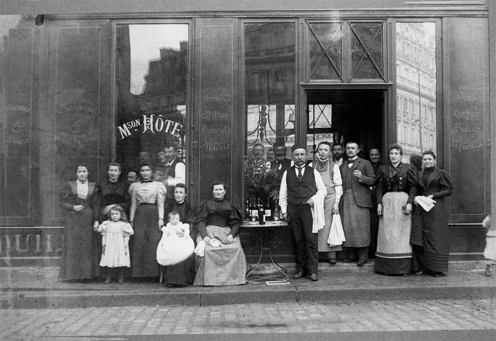 Café,_Hôte_Luc_Jéromine