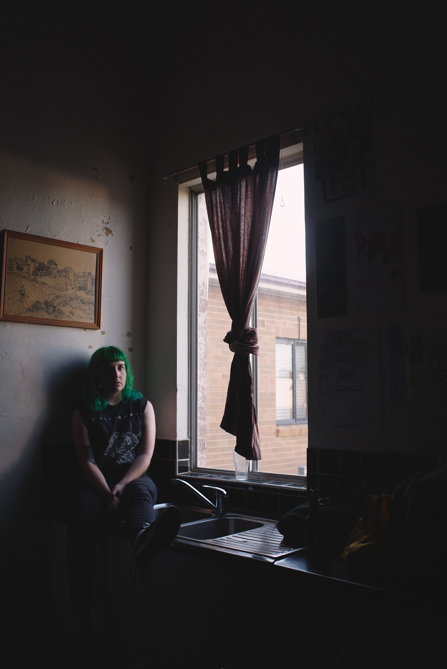 Mariam, vocals and guitar in Diploid, Sydney, 2016