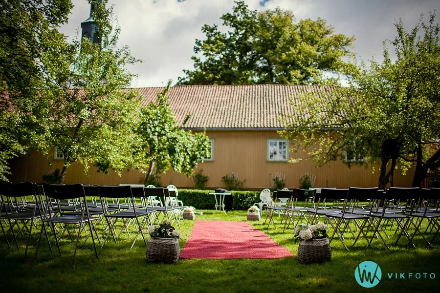 19-vielse-utendrs-bryllup-gamlebyen-fredrikstad.jpg
