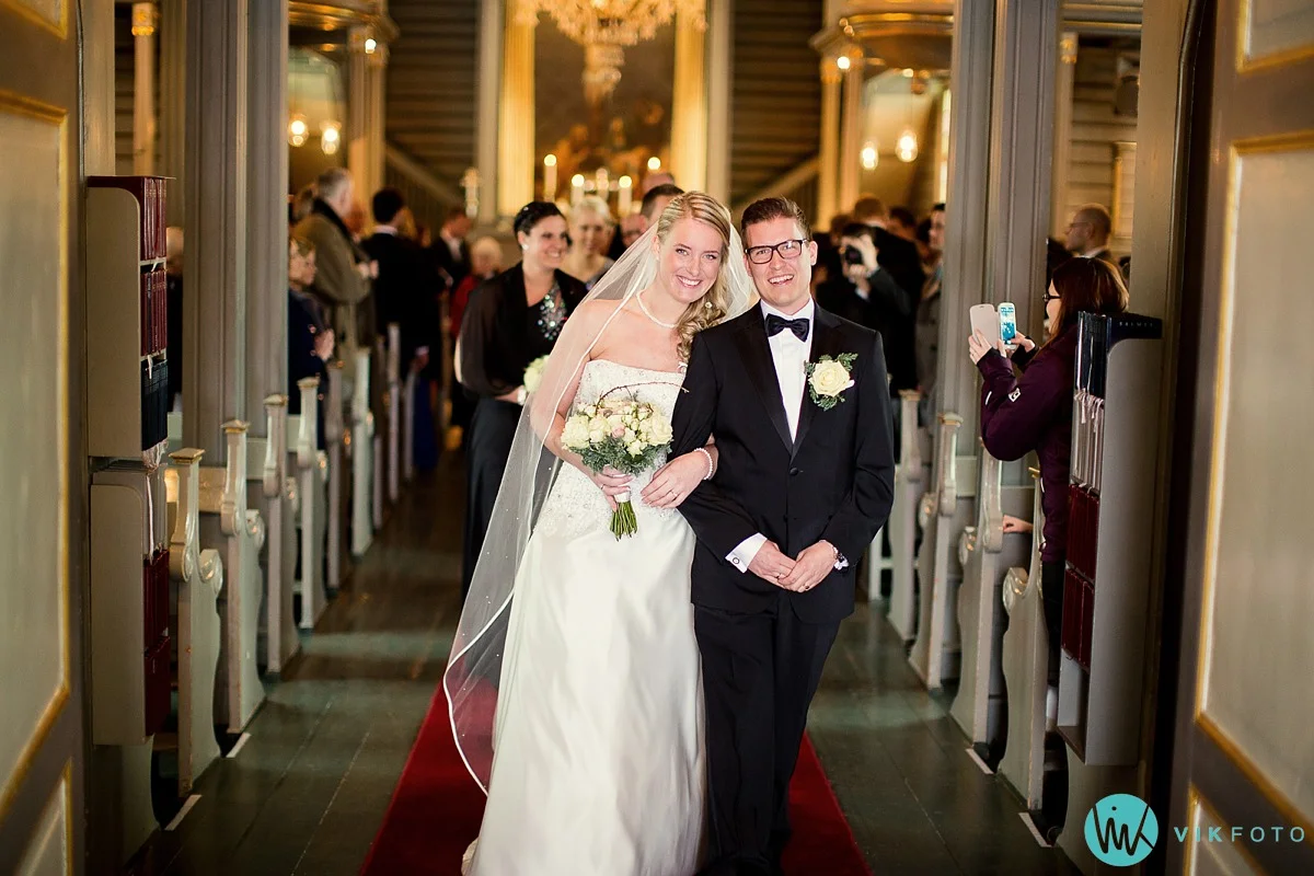 30-fotograf-sandefjord-bryllup-vielse-sandar-kirke