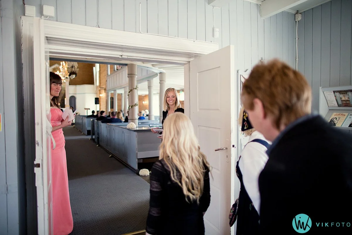 20-bryllup-vielse-kvinesdal-kirke-brudepar