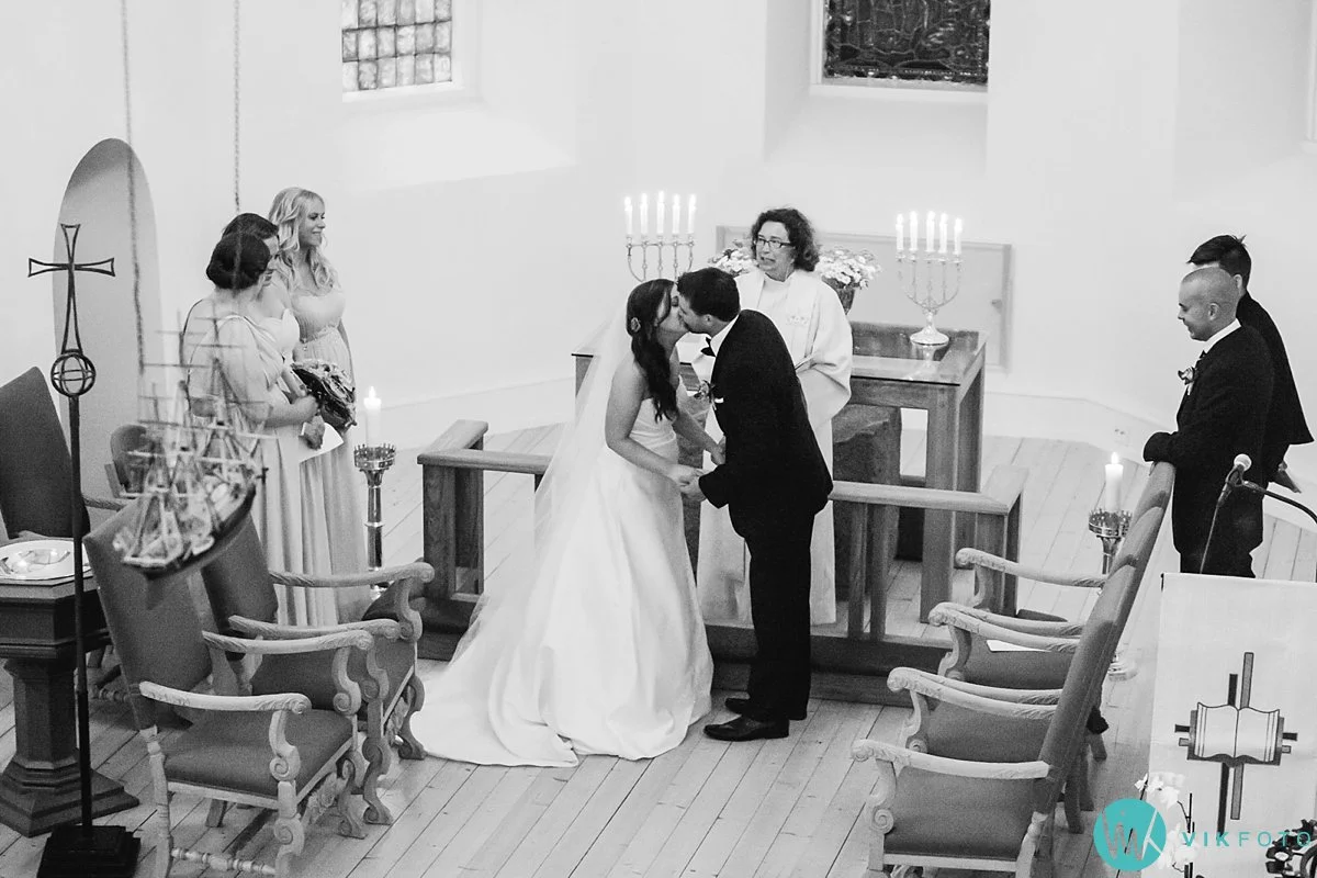 16-bryllup-vielse-hvaler-spjærøy-kirke