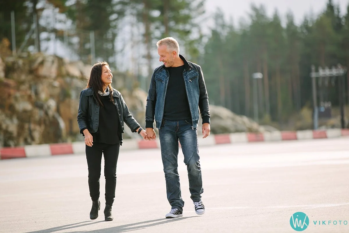 04-fotograf-sarpsborg-kjærestepar-porsche-rudskogen