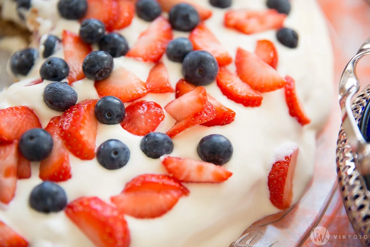 17-mai-kake-pavlova.jpg
