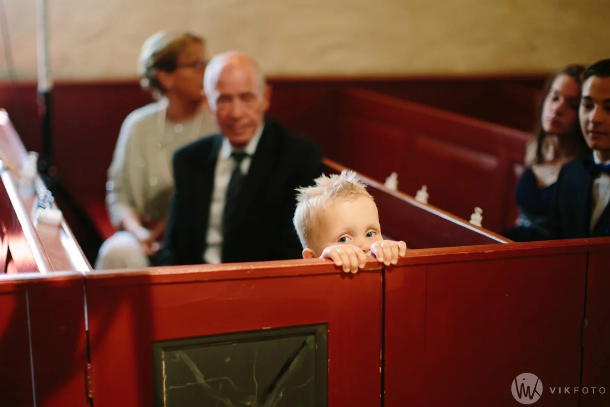 23-bryllup-hvaler-kirke-sommerbryllup.jpg