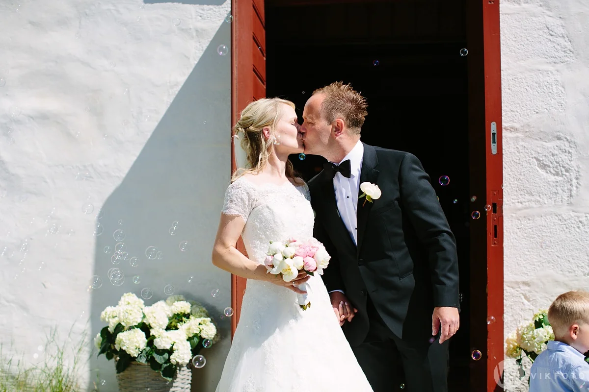 37-bryllup-hvaler-kirke-vielse-fotograf-jan-ivar-vik.jpg