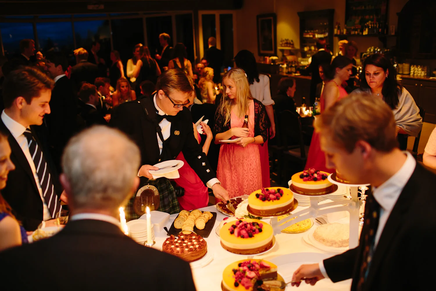 84-kleivstua-bryllup-bryllupsfest-dans-kake.jpg