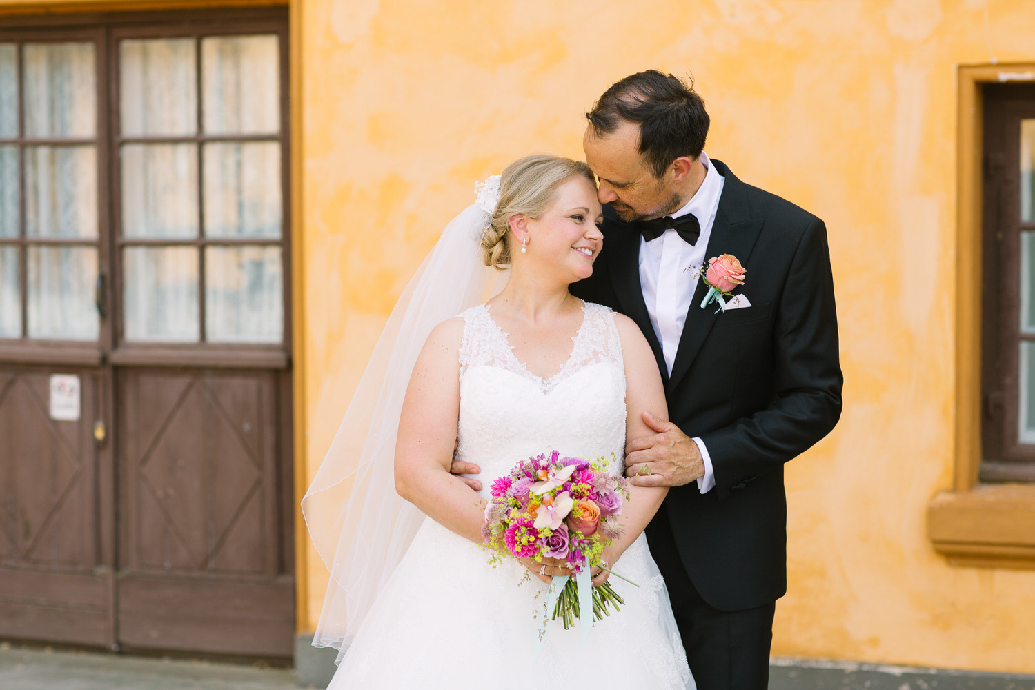 053-bryllupsfotograf-oslo-bogstad-gard-bryllupsbilder.jpg