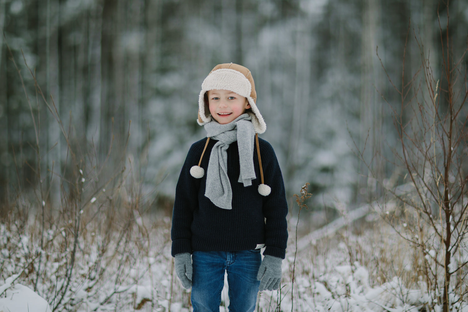  portrett av barn ute om vinteren 