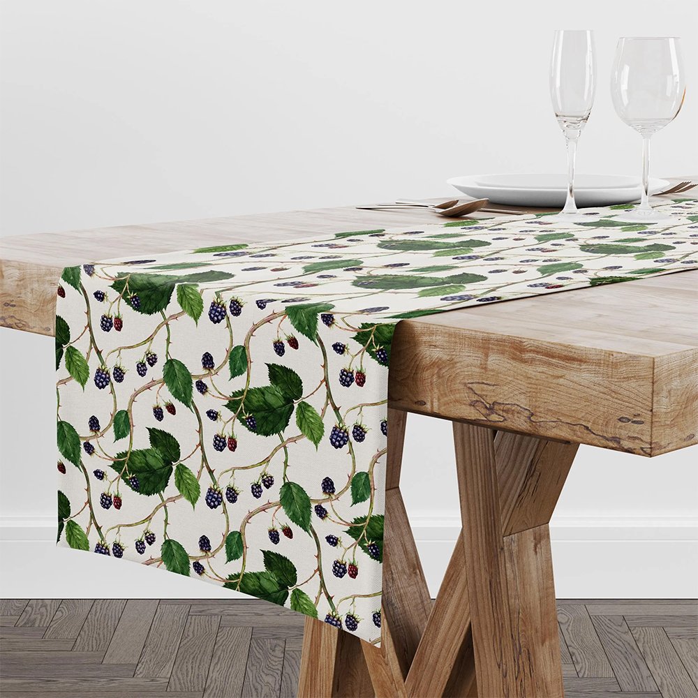 Table-runner-botanical-pattern-surface-design-by-Anna-Farba.jpg