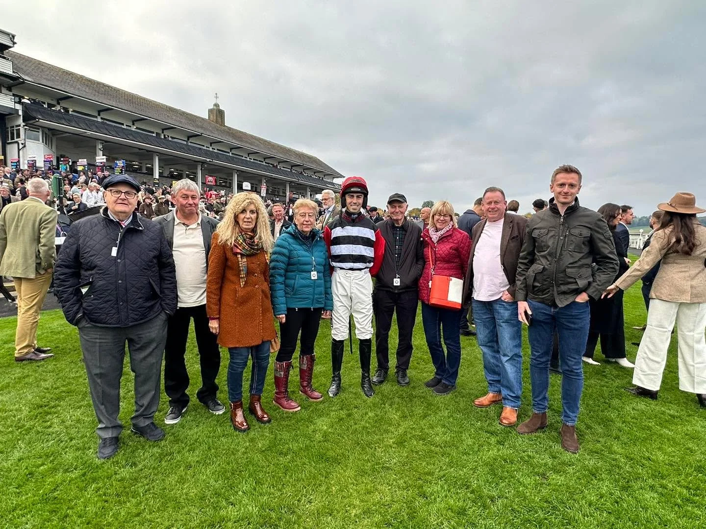 What it's all about.... Great to get everyone together for racing chepstowracecourse for the season opener.  #teamdunn #tomsclub #horseracing #RacingLifeStyle #racehorse #racehorseownership
