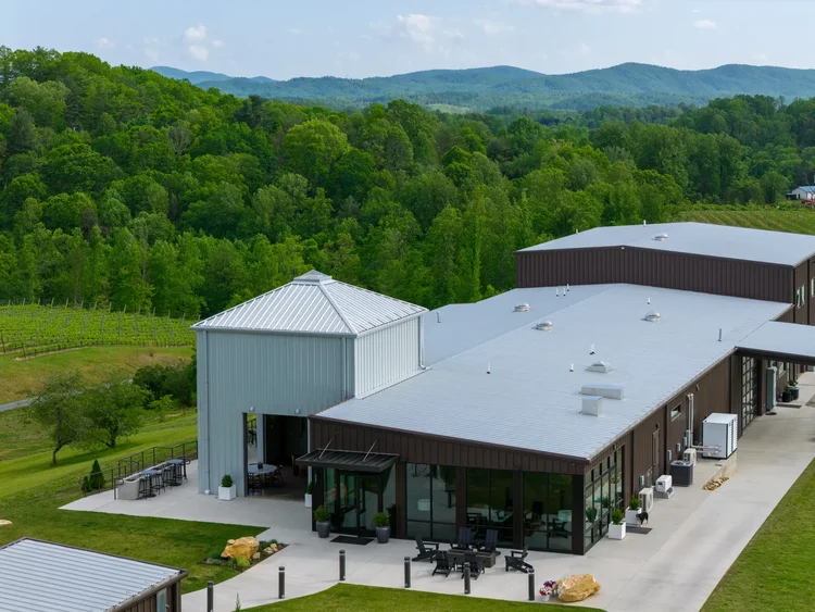 Aerial view of Marked Tree Vineyard, built by Cooper Construction — hospitality architecture photography by Jack Robert.