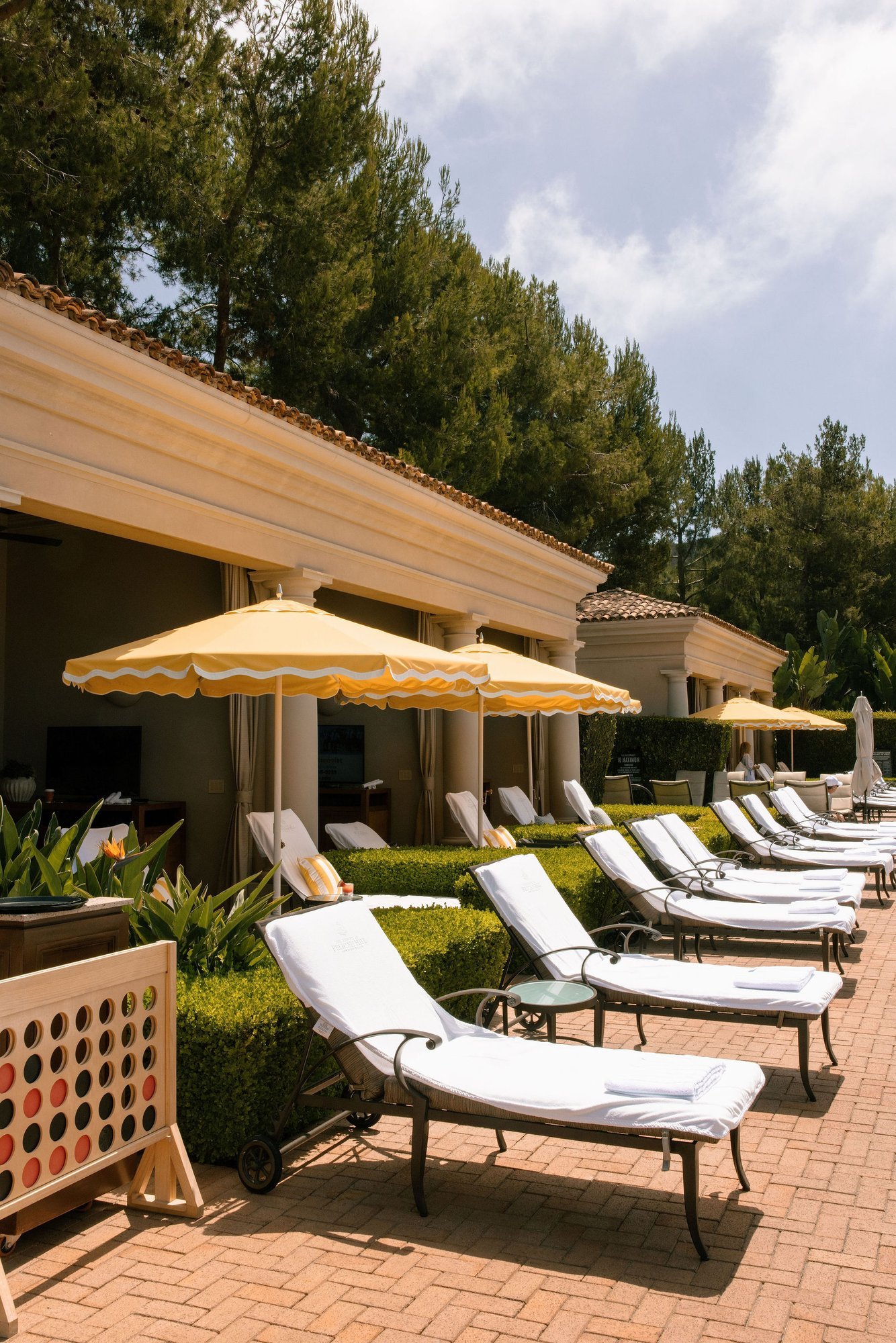 resort-at-pelican-hill-poolside-cabana-lounge-newport-coast-ca.jpg