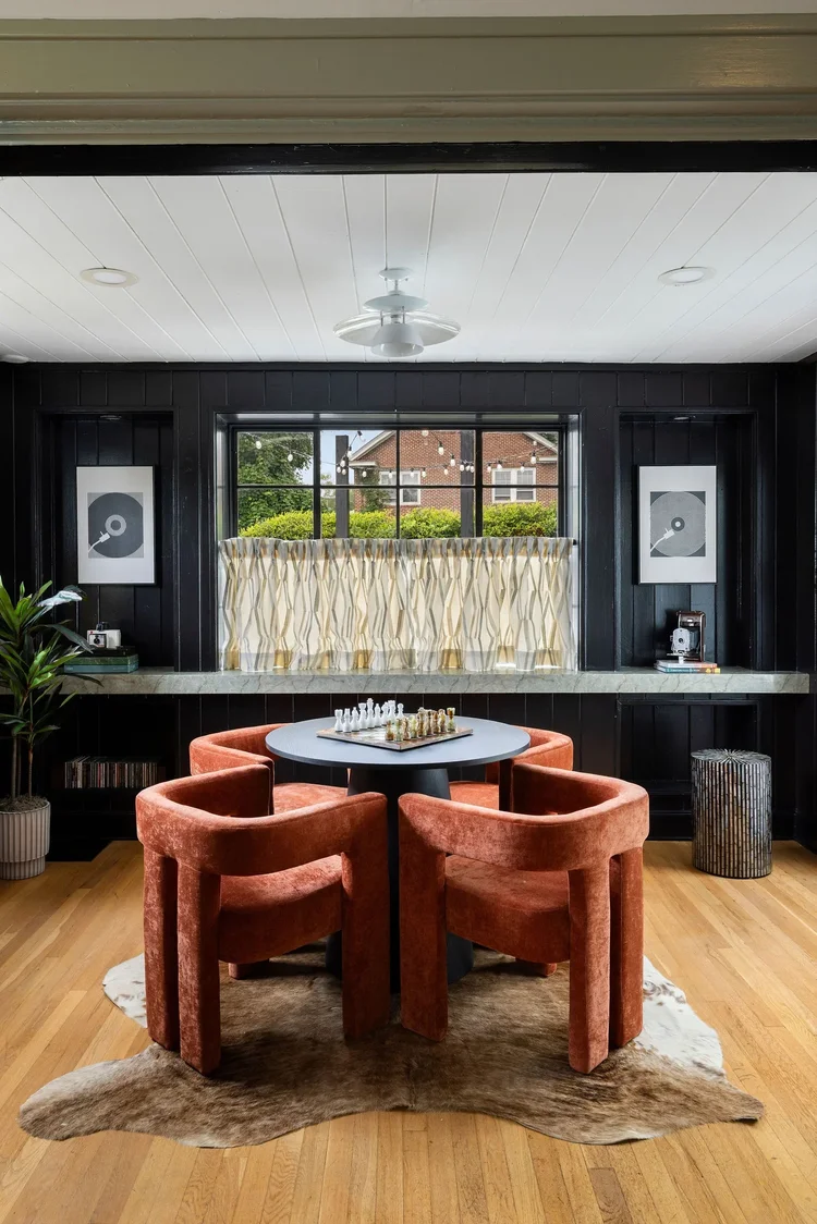 Interior of a sitting room in a commercial hospitality space — hospitality architecture photography by Jack Robert.