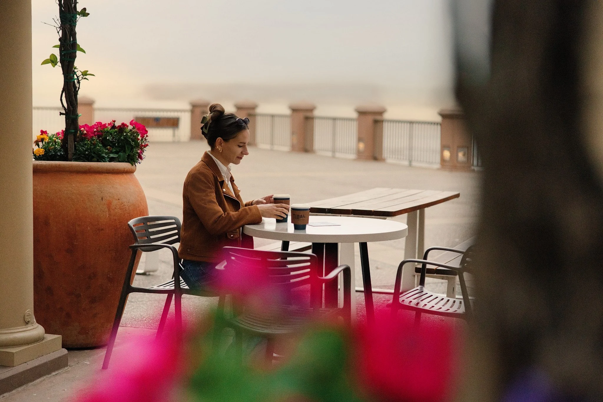 tidal-coffee-monterey-plaza-hotel-terrace-morning_d.jpg