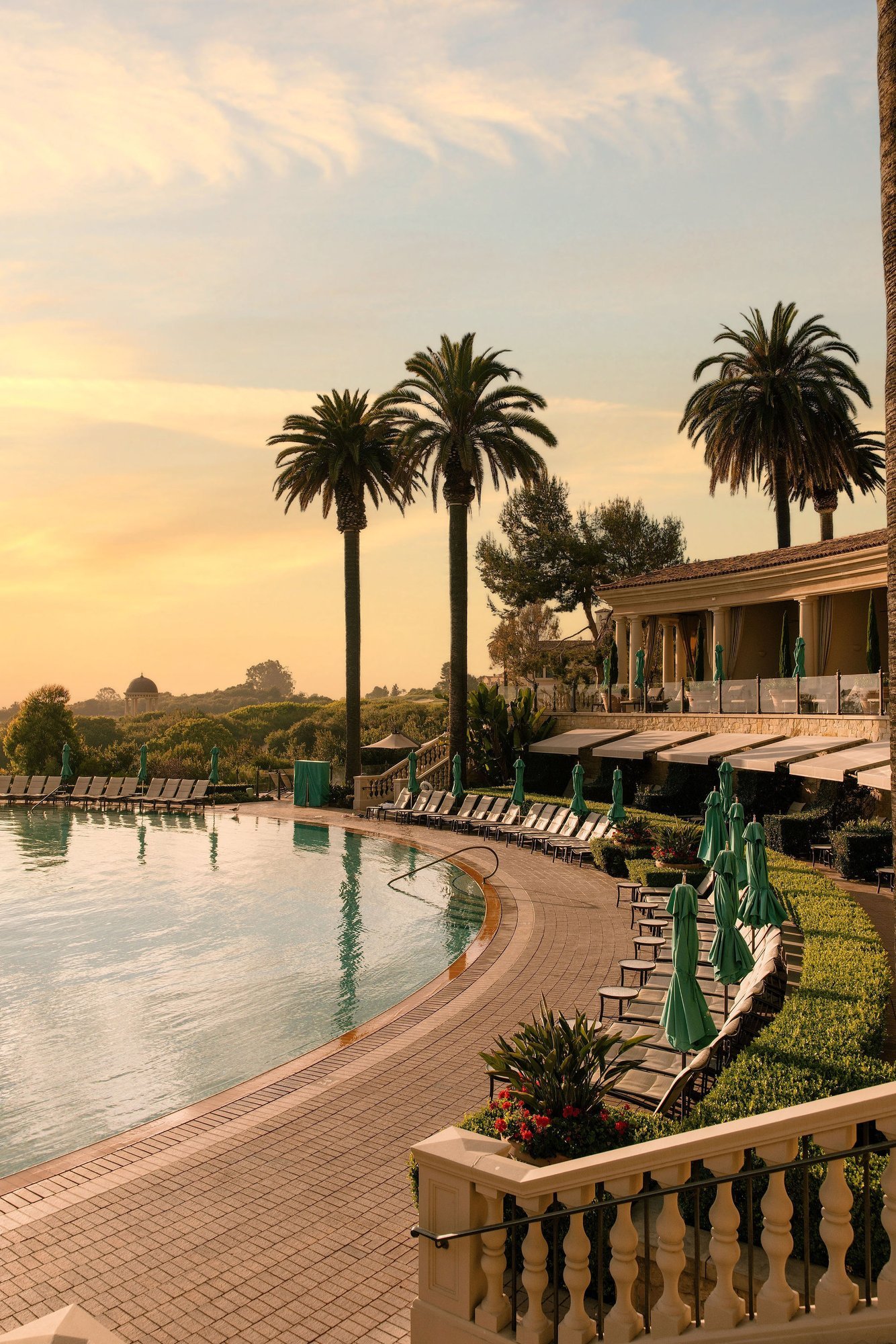 resort-at-pelican-hill-coliseum-pool-sunset-newport-coast-ca.jpg