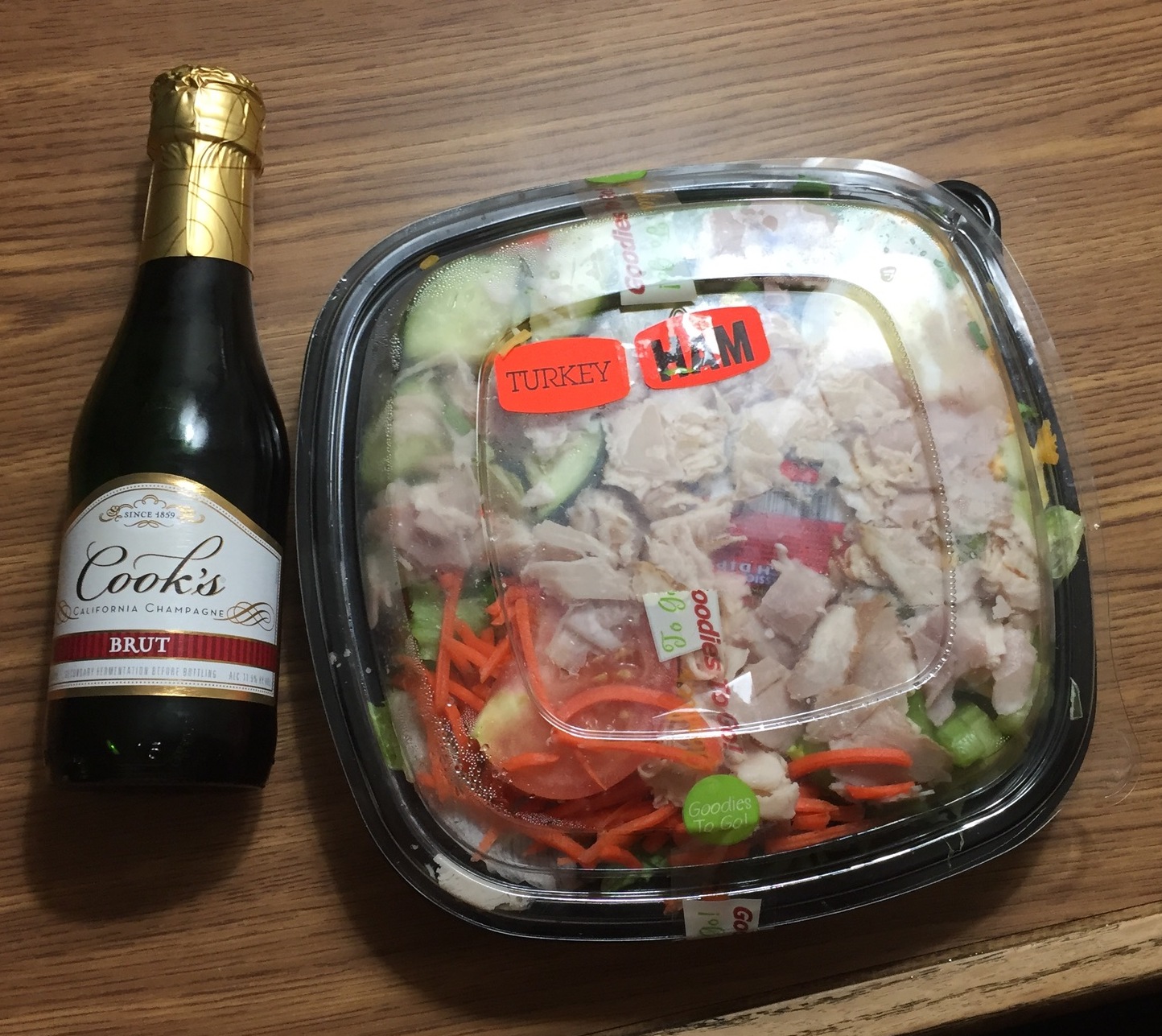 My Thanksgiving meal. Not pictured: Amy's (frozen) Pad Thai and a half-pint of chocolate Haagan Daz.
