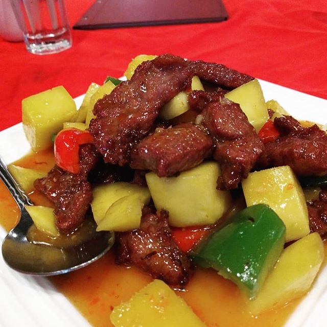 Want to brighten up your day? Try our Beef Tenderloin with Mango! It has wonderful savory/sweet flavors that go perfectly together 😍
.
📷: Sany N. (goo.gl/NqqpFS)
.
.
.
#sunday #weekend #beef #mango #tenderloin #beeftenderloin #savorysweet #dolorest