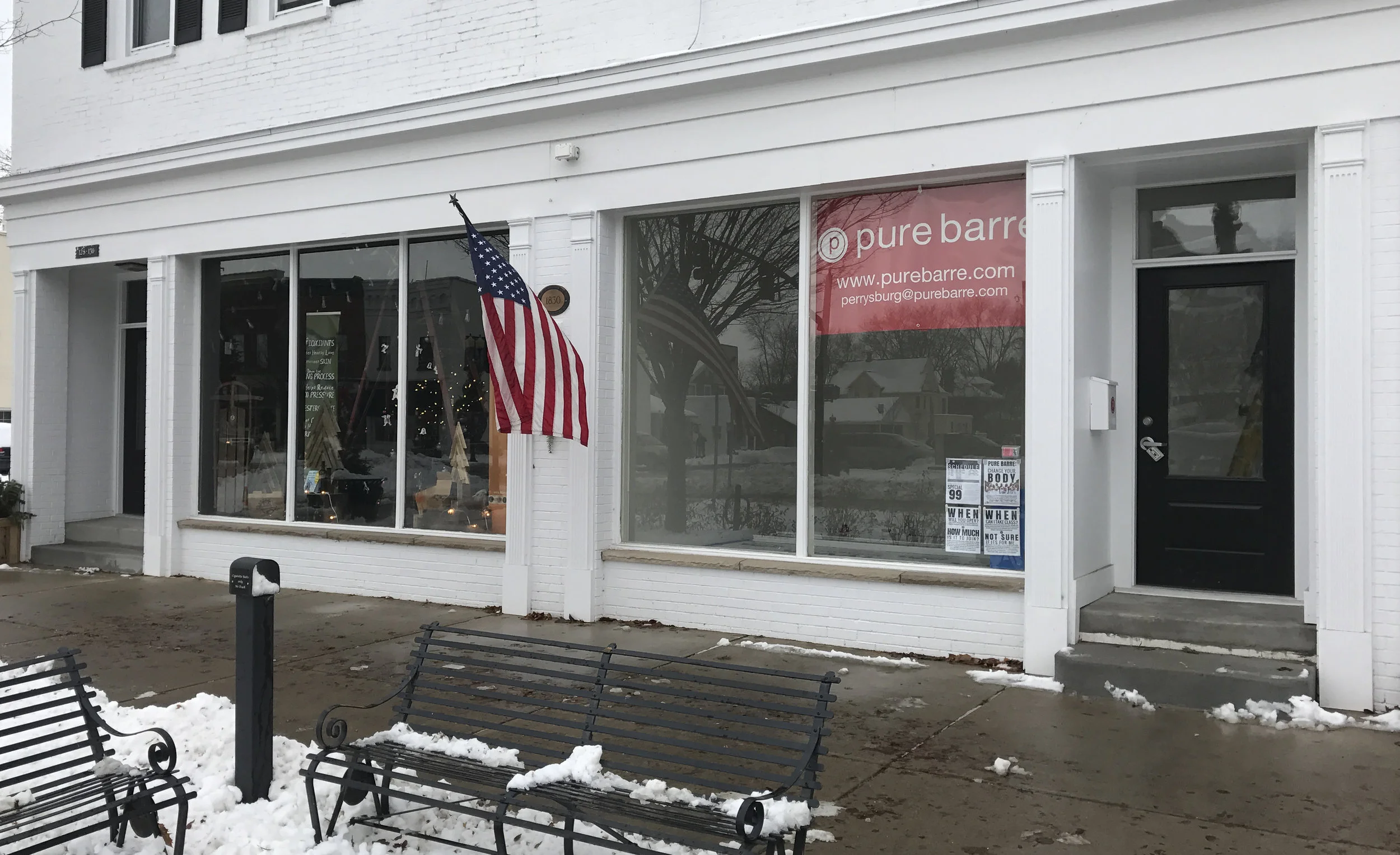 Pure Barre Perrysburg - Storefront