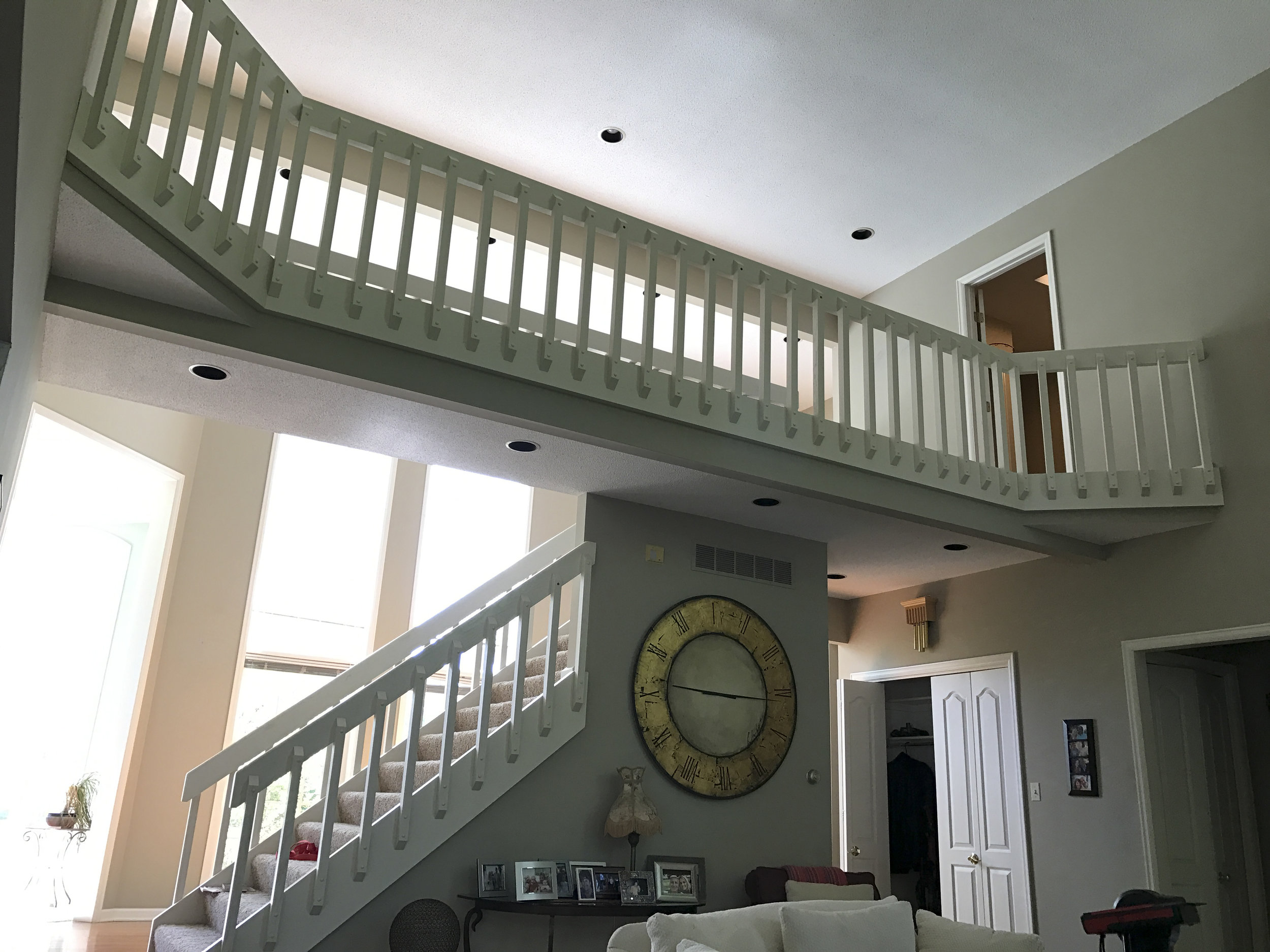 Existing 2nd floor balcony.