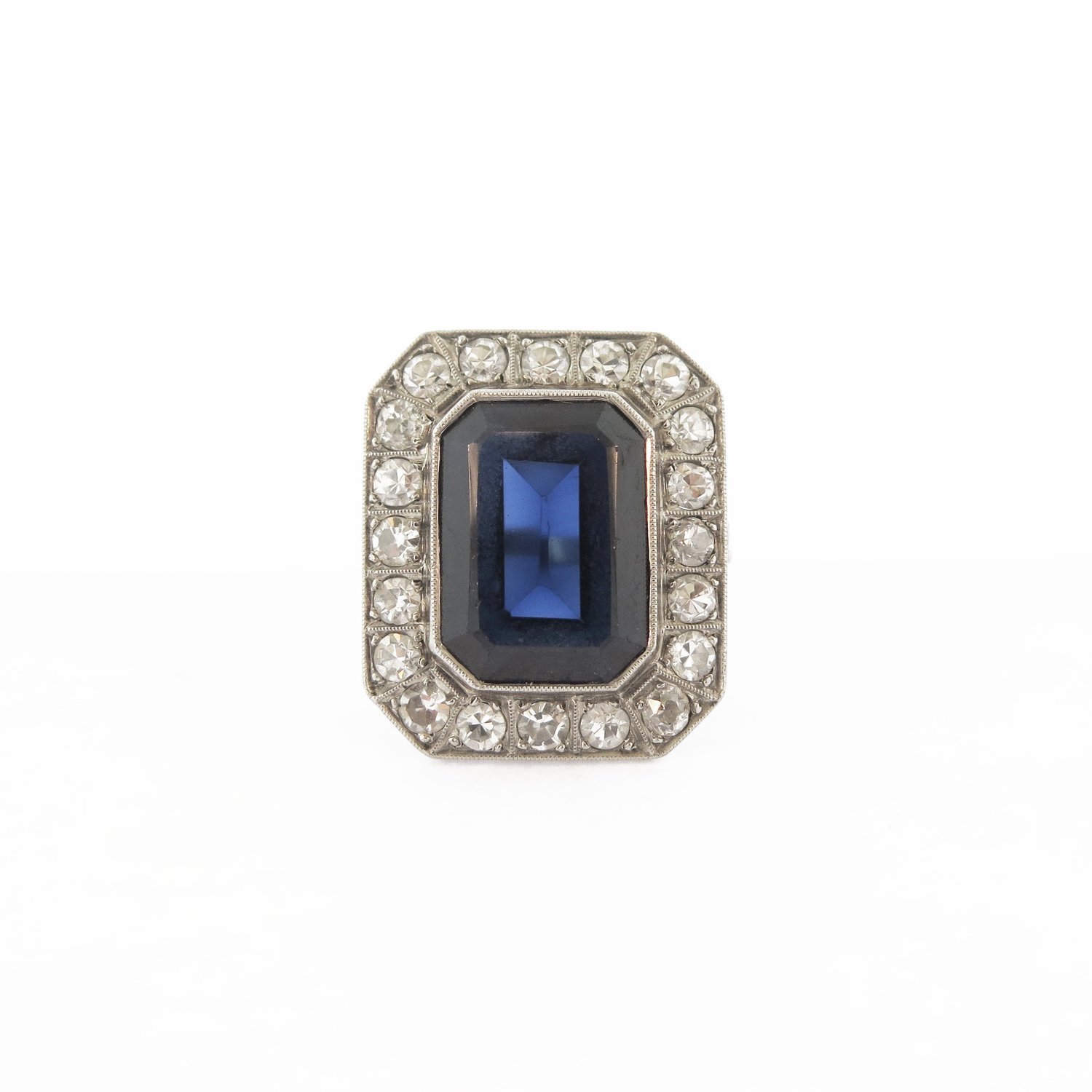 Late Victorian Classic Sapphire and Diamond Cluster Platinum Ring