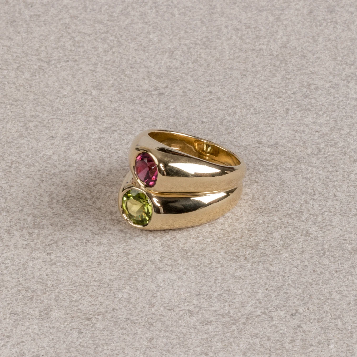 double_garnet_ring_4.jpg