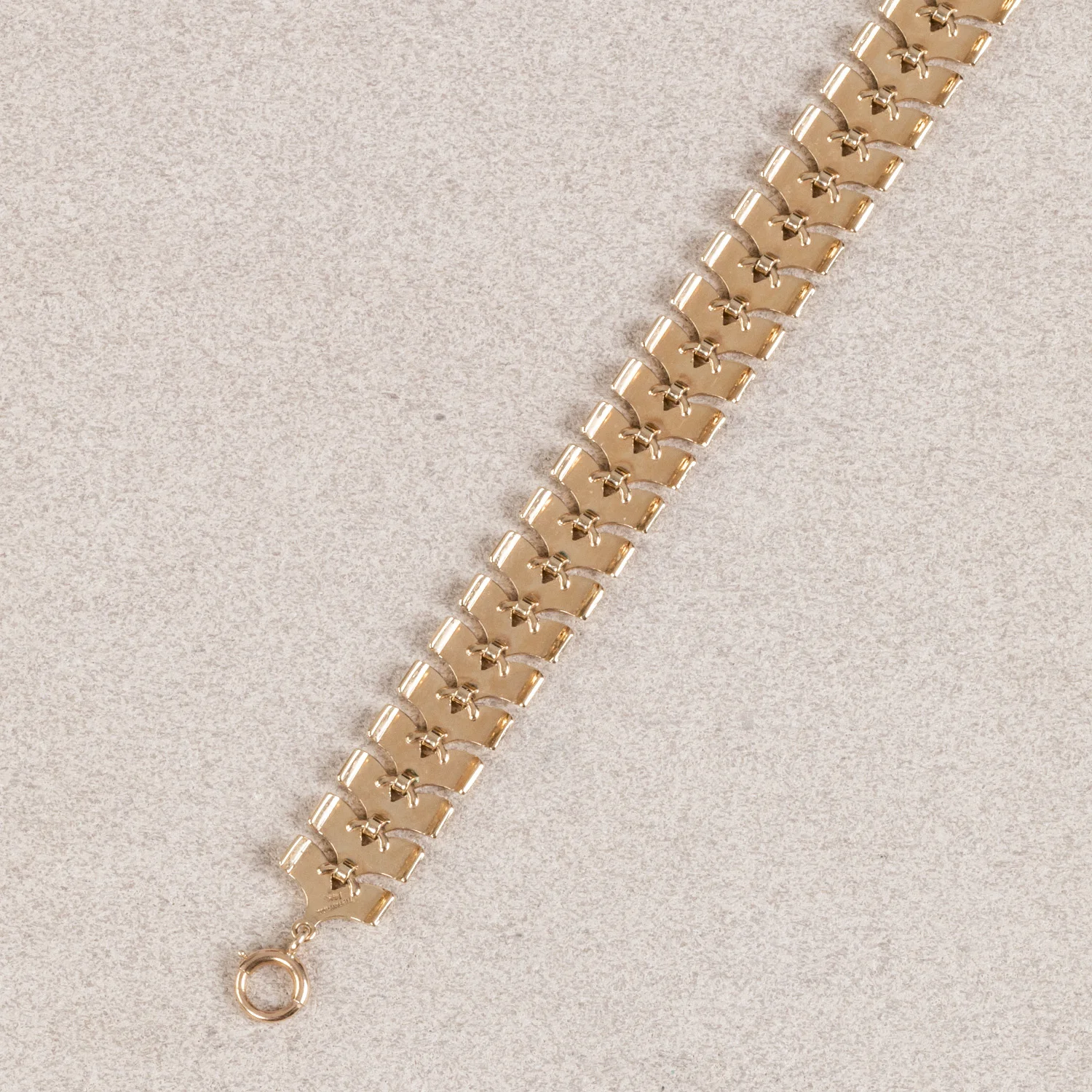 gold_bracelet_3.jpg