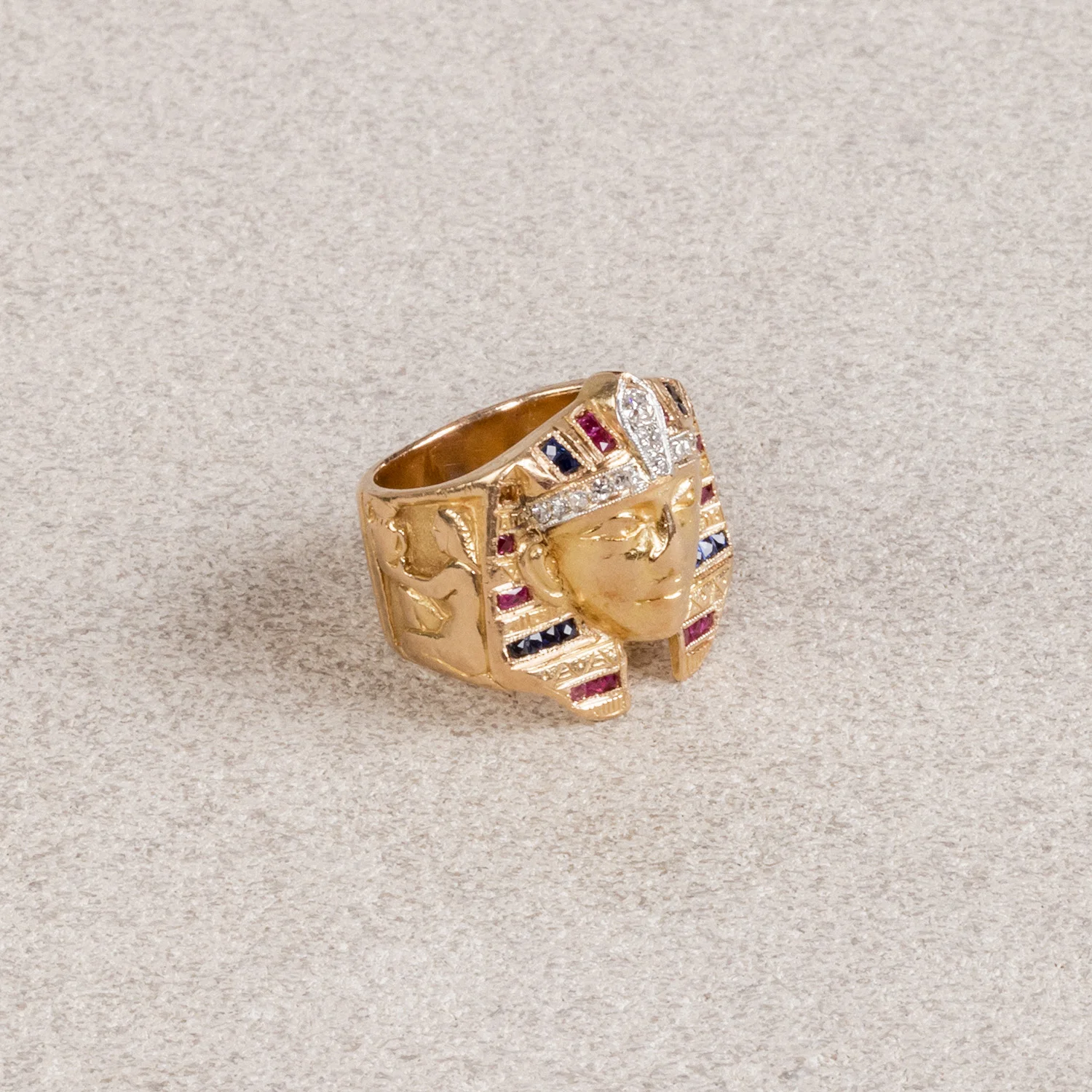 pharoah_ring_2.jpg